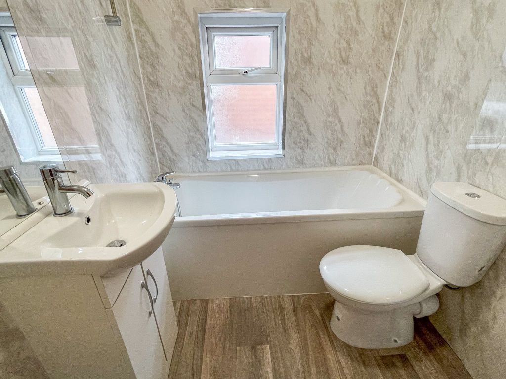 Property photo 3 of 13 Img_1976