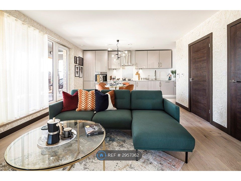 Property photo 1 of 11 Open Plan Lounge