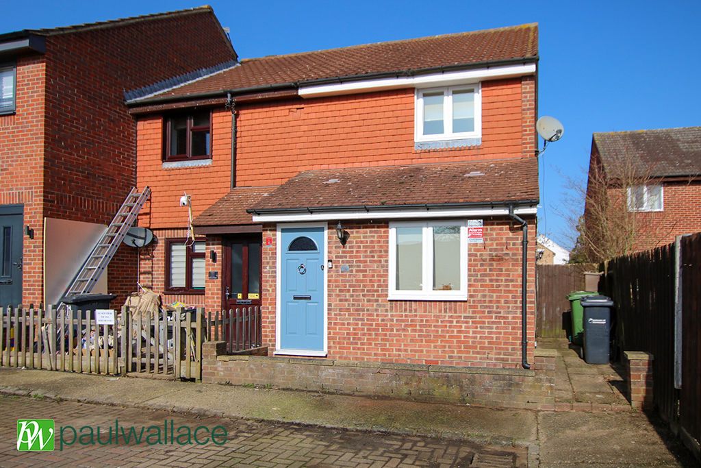 Property photo 1 of 10 Front Exterior