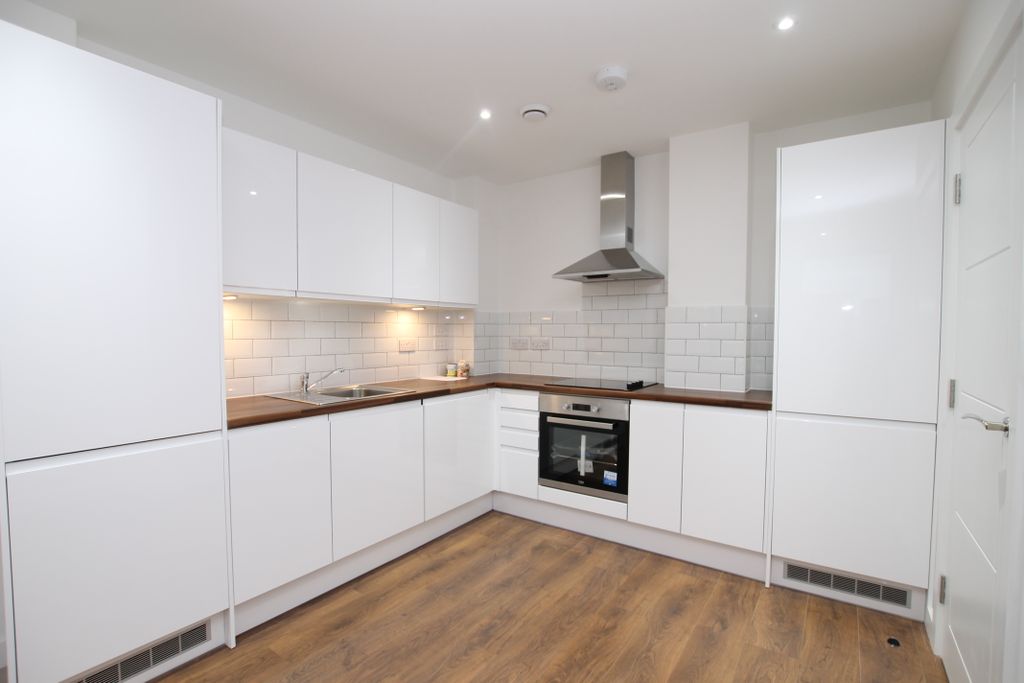 Property photo 1 of 7 Kitchen Pic