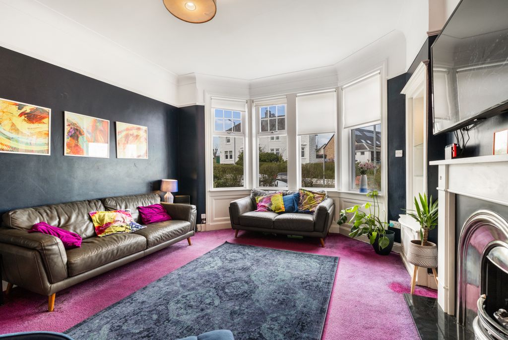 Property photo 3 of 34