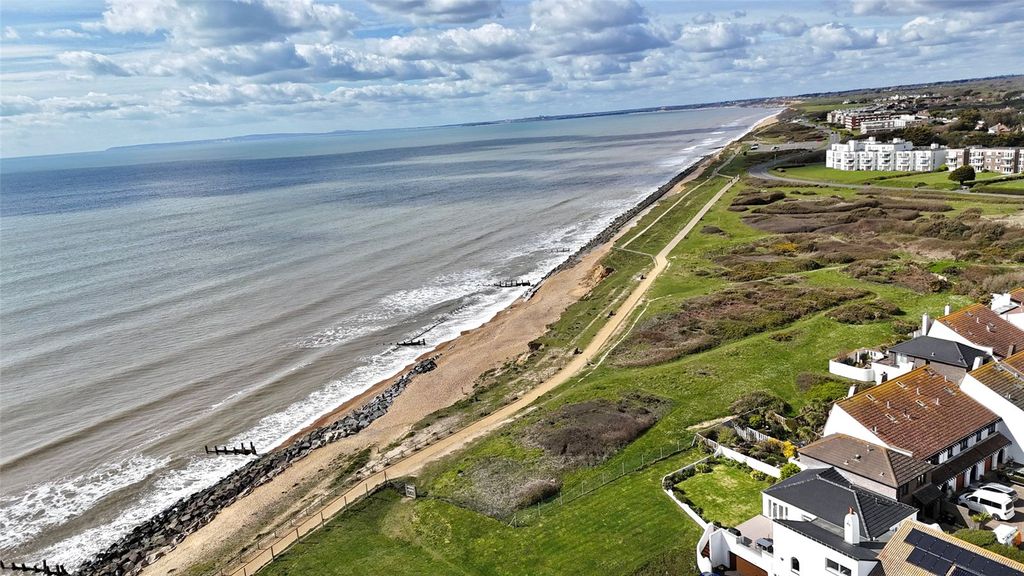 Property photo 3 of 26 Picture No. 69