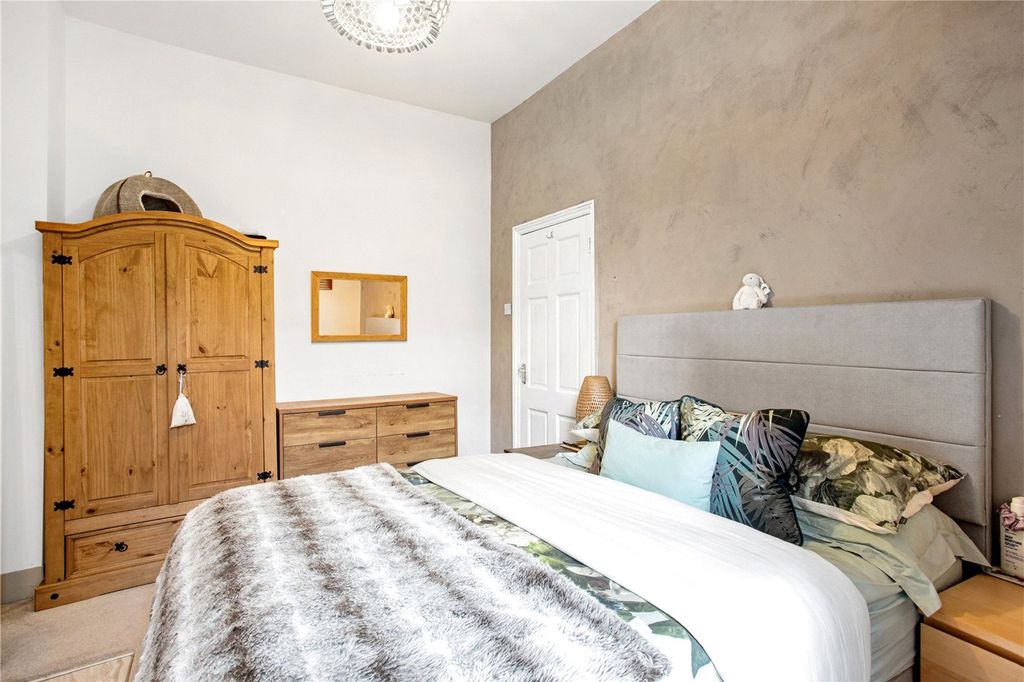 Property photo 3 of 12 Picture No. 05