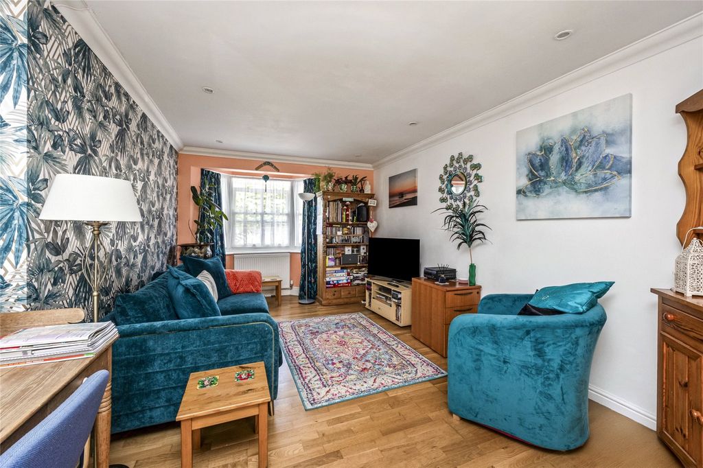Property photo 2 of 17 Picture No. 03
