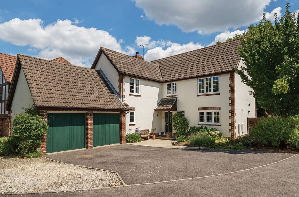 Property photo 1 of 17 1321580-1-686Fc4A...
