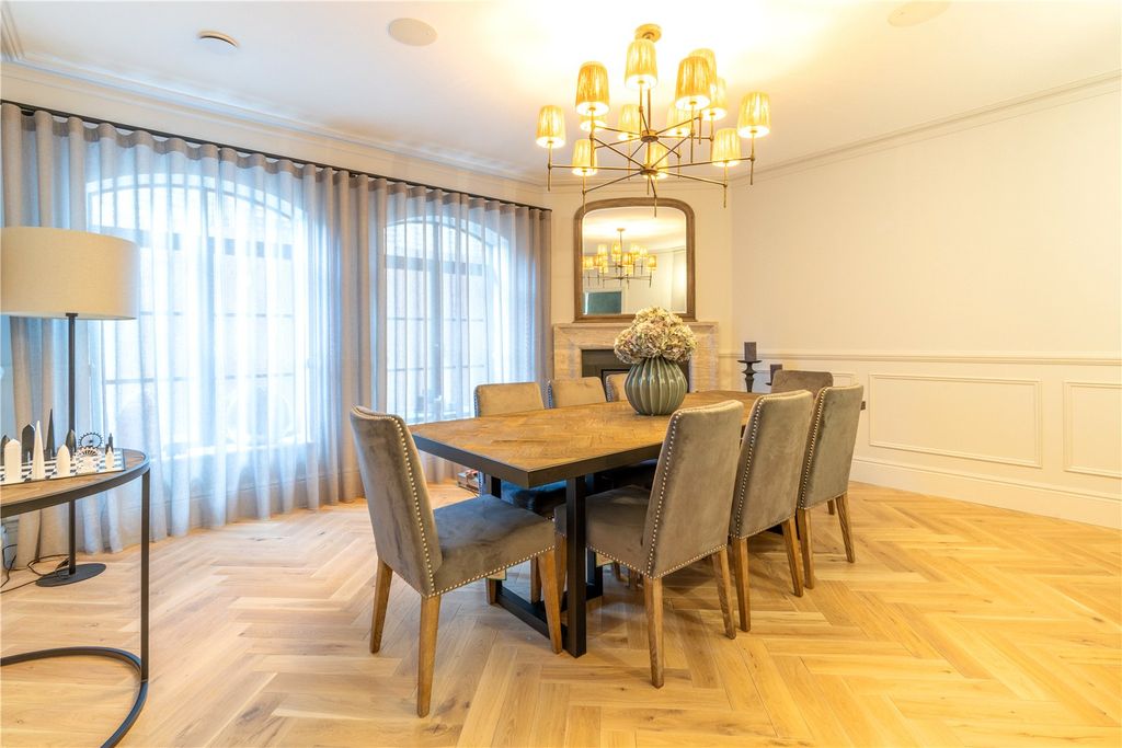 Additional image 7 of 6 bed detached house for saleAlderton Hill, Loughton, Essex IG10