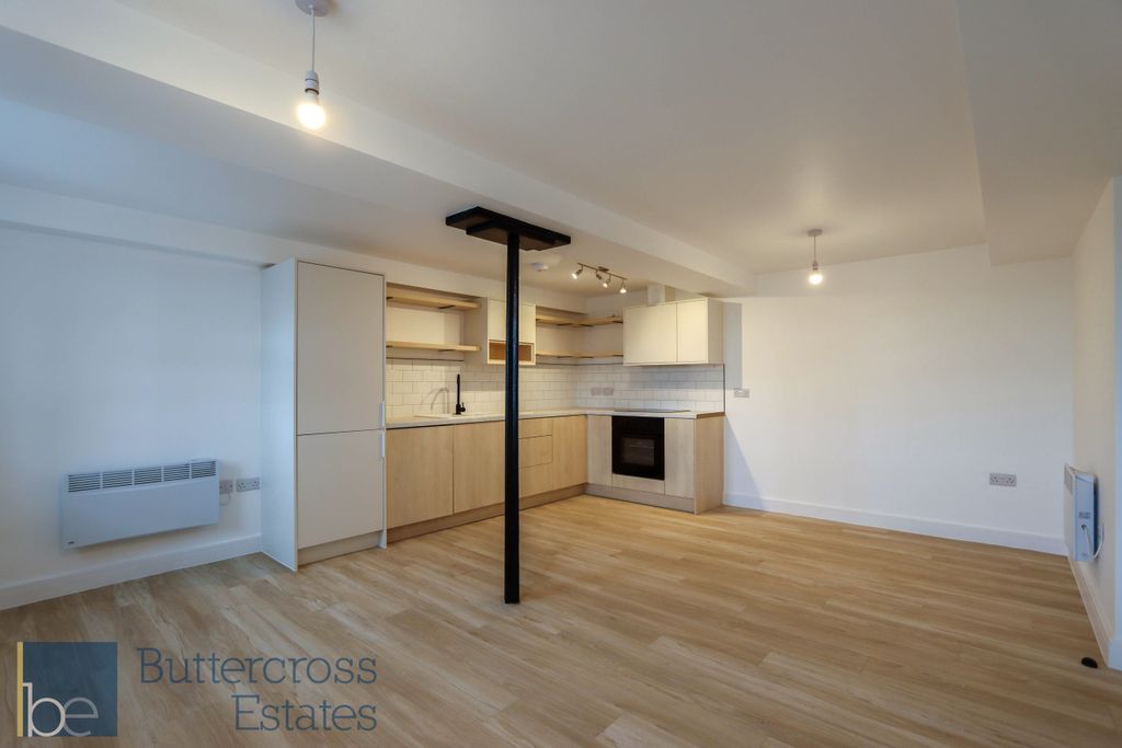 Property photo 1 of 12 Kitchen Diner And Living Room
