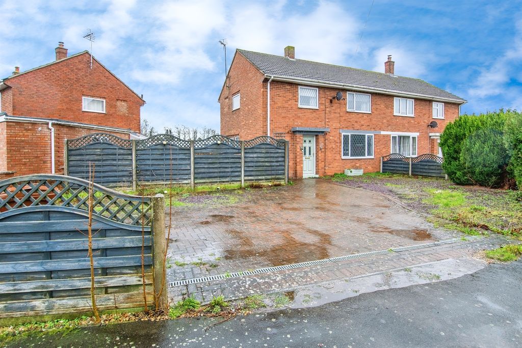 Property photo 2 of 14