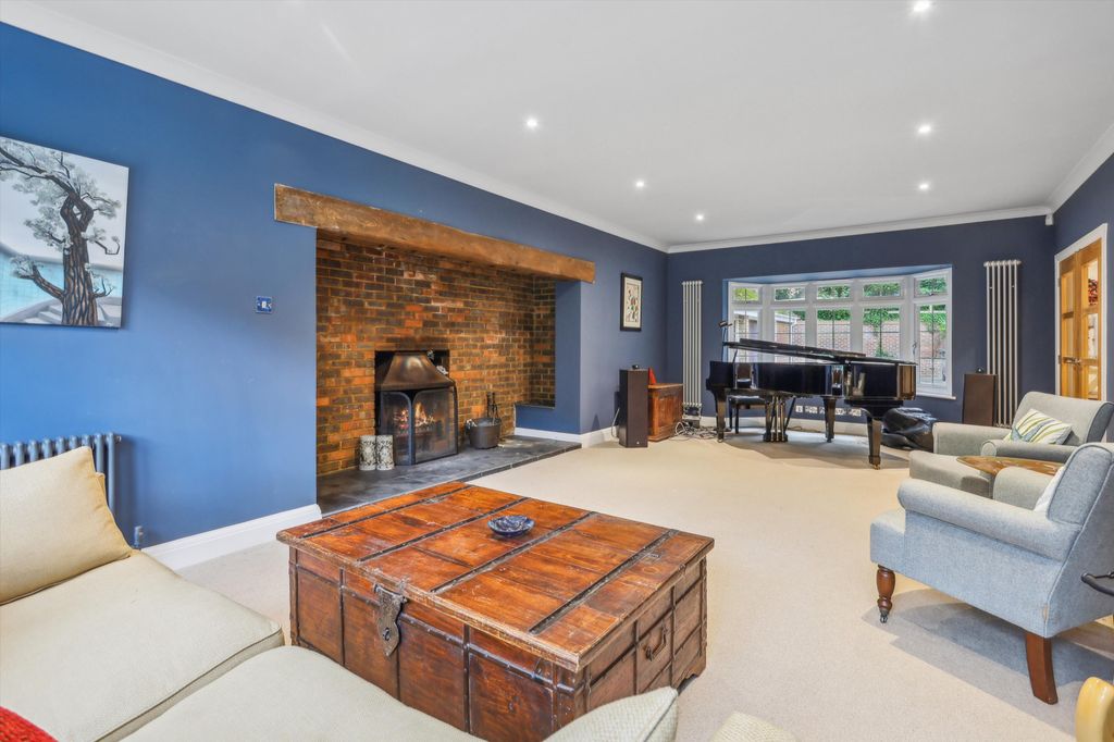 Property photo 1 of 20 Image