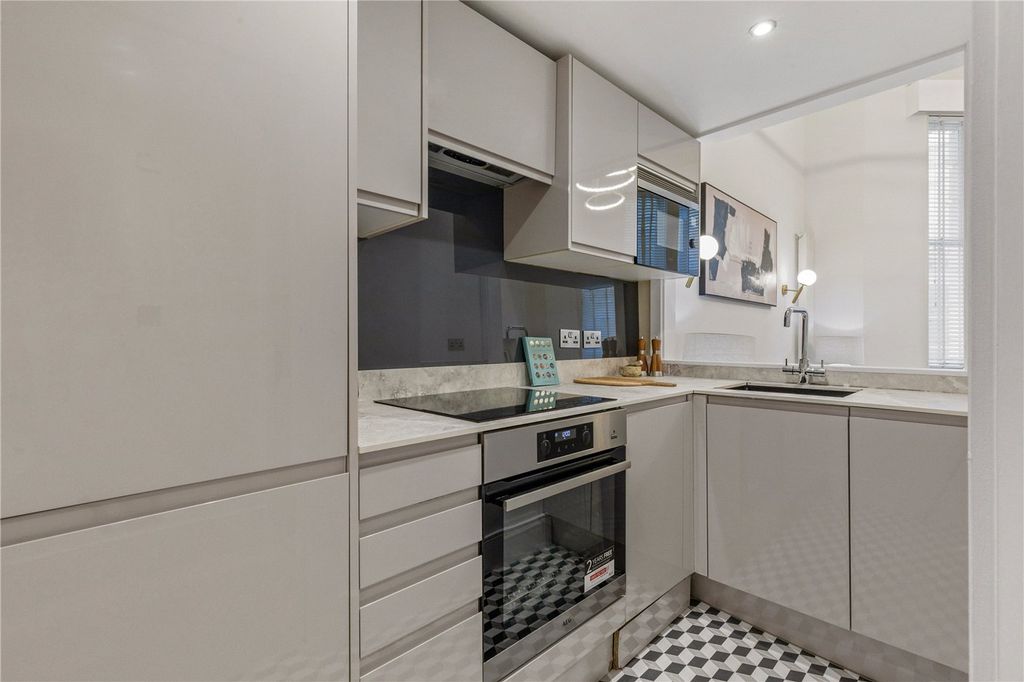 Property photo 3 of 12 Picture No. 07