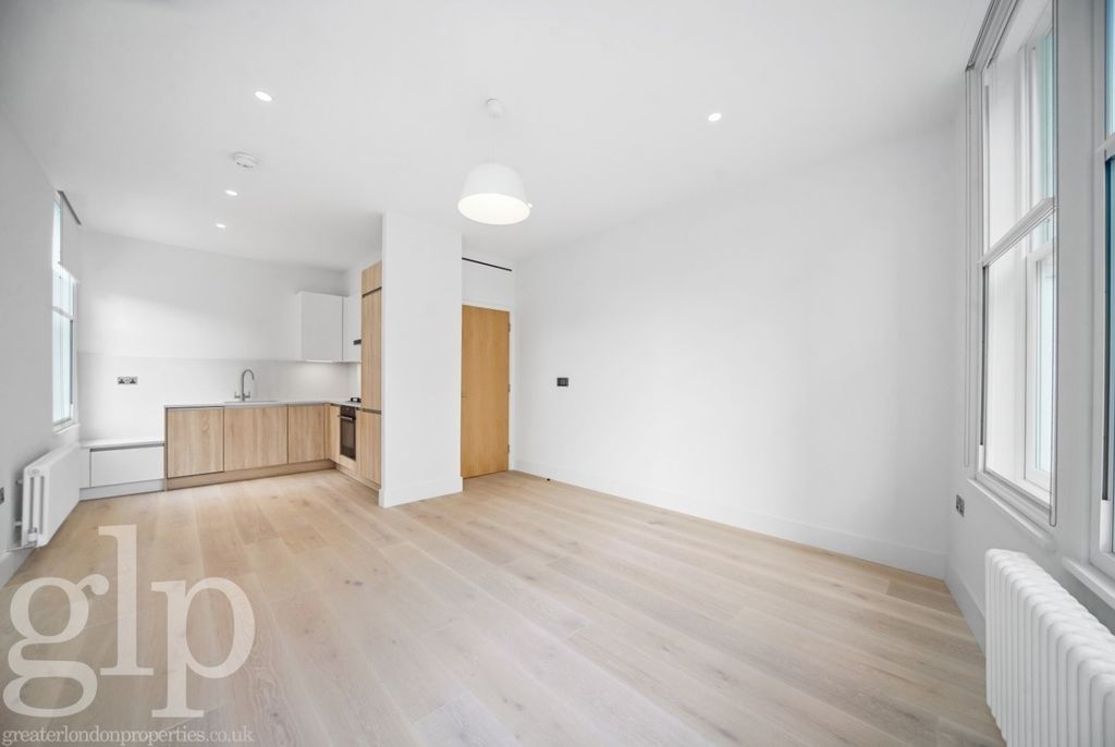 Property photo 1 of 15 969313