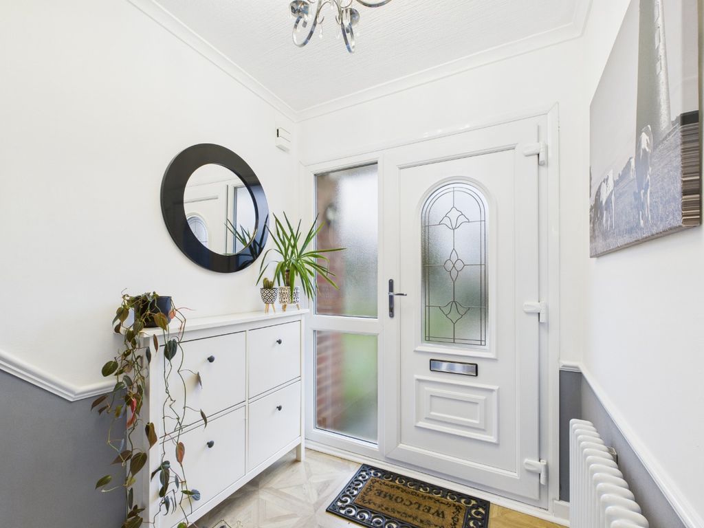 Property photo 2 of 23 4644163