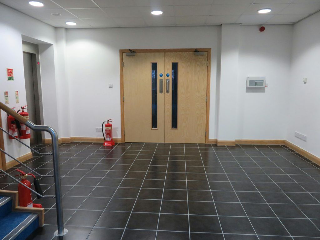 Property photo 3 of 11 Img_0105.Jpg