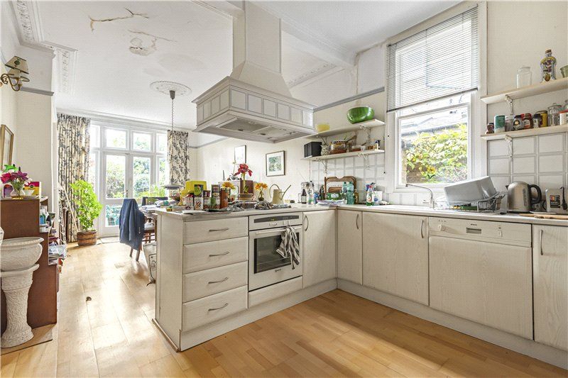 Property photo 2 of 18 Picture No. 17