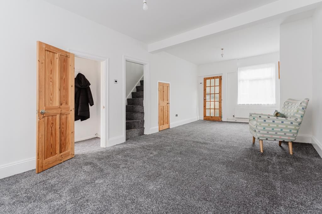 Property photo 2 of 18 35 Durban Road, Kettering--2.Jpg