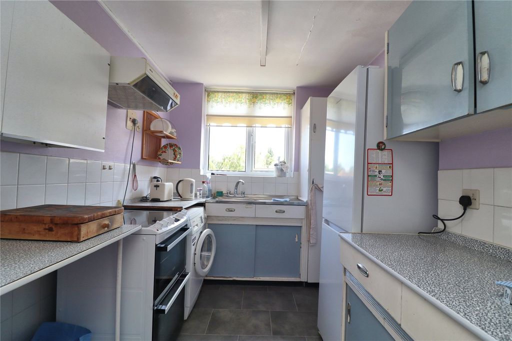 Property photo 2 of 9 Picture No. 06