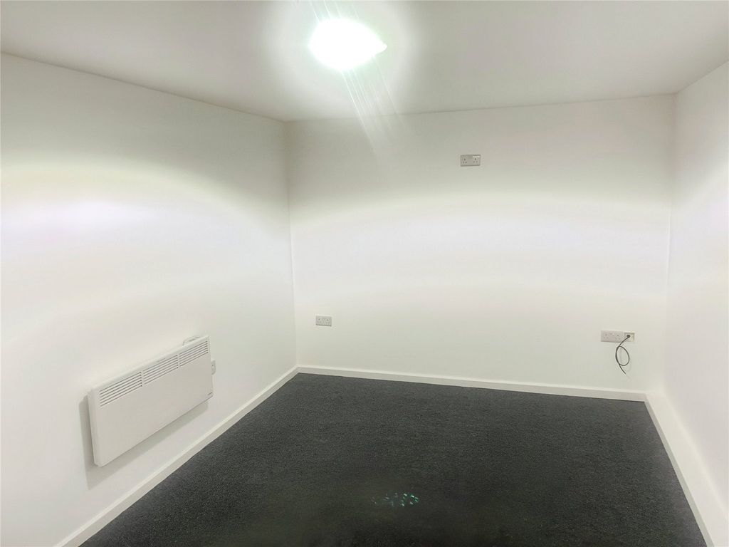 Property photo 3 of 5 Picture No. 03