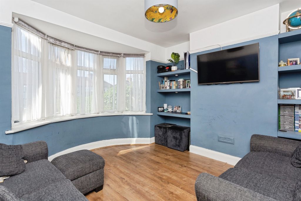 Property photo 2 of 13