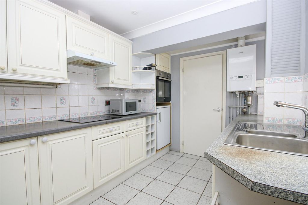 Property photo 3 of 12 10-Img_8502.Jpg