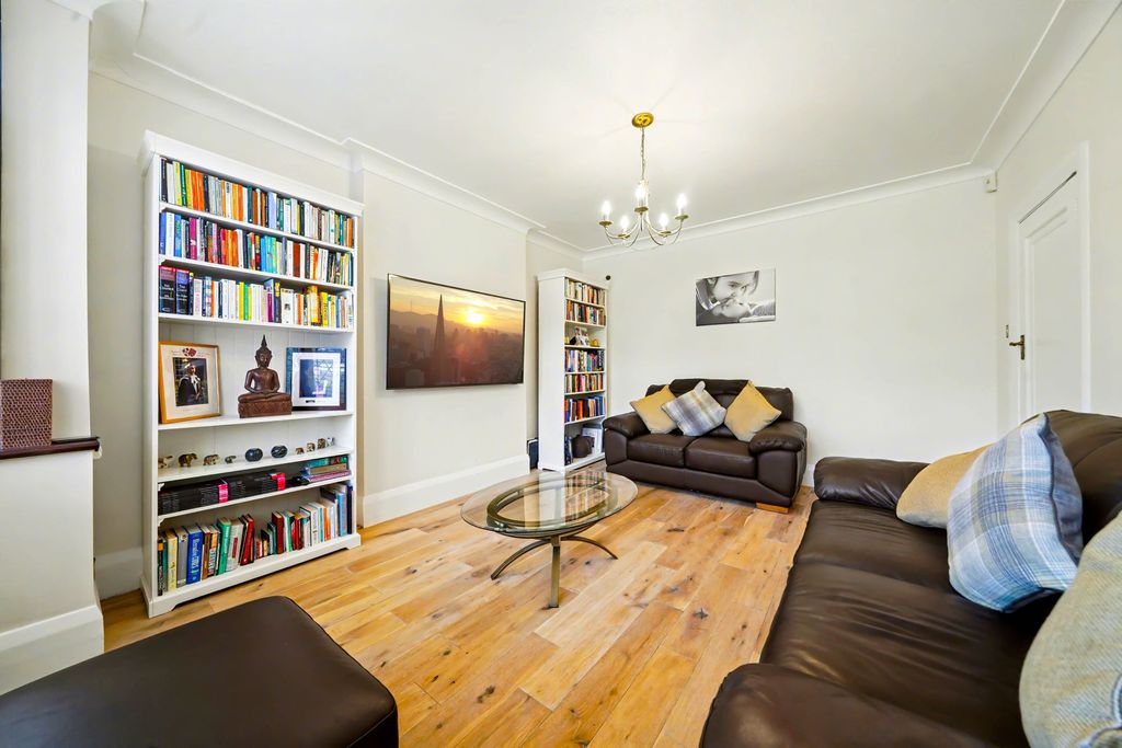 Property photo 2 of 12