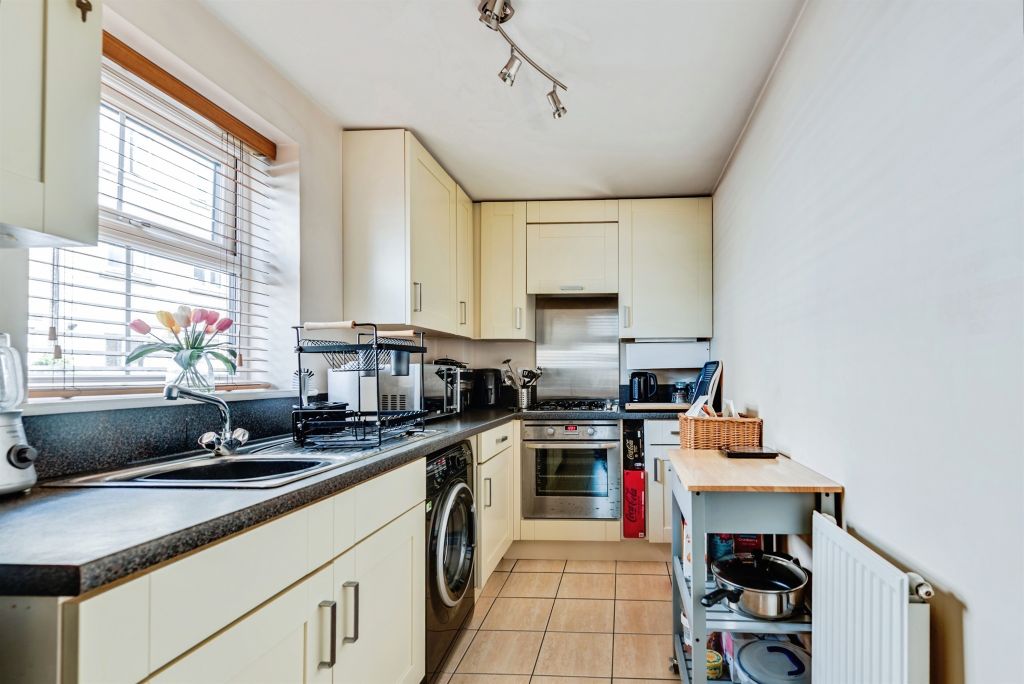 Property photo 3 of 13