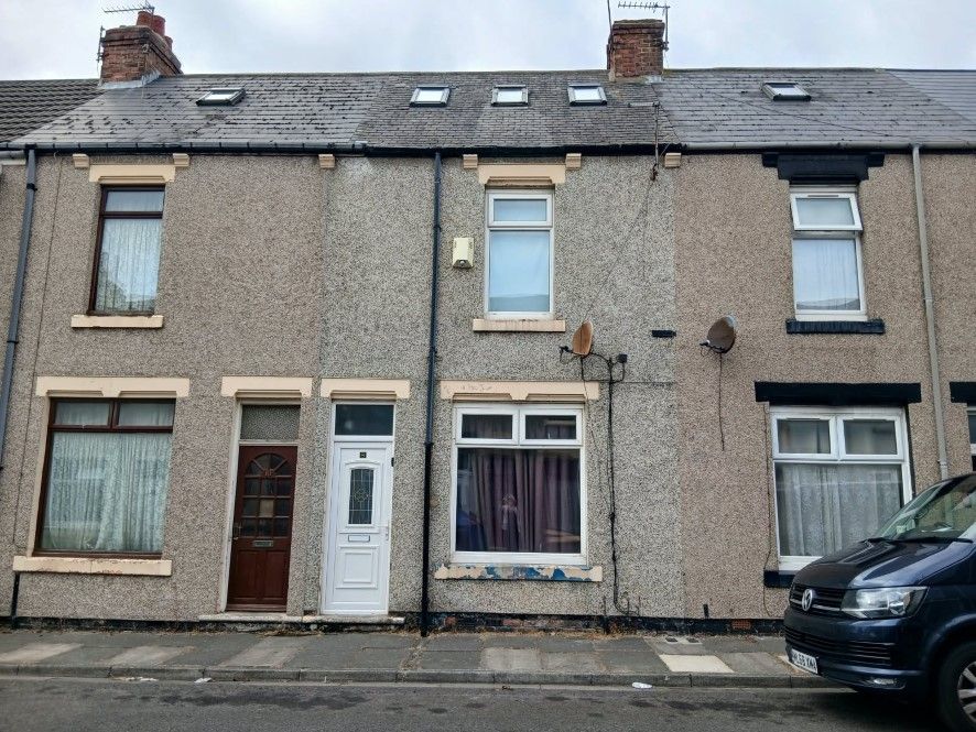 Property photo 1 of 2