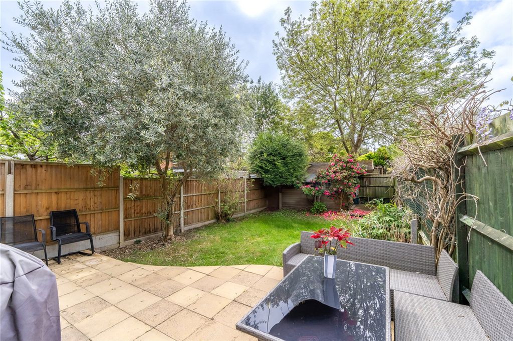 Property photo 2 of 14 Picture No. 20