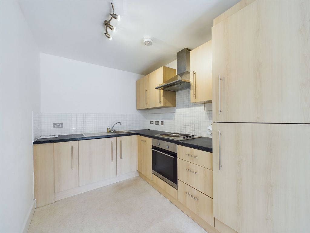 Property photo 2 of 9