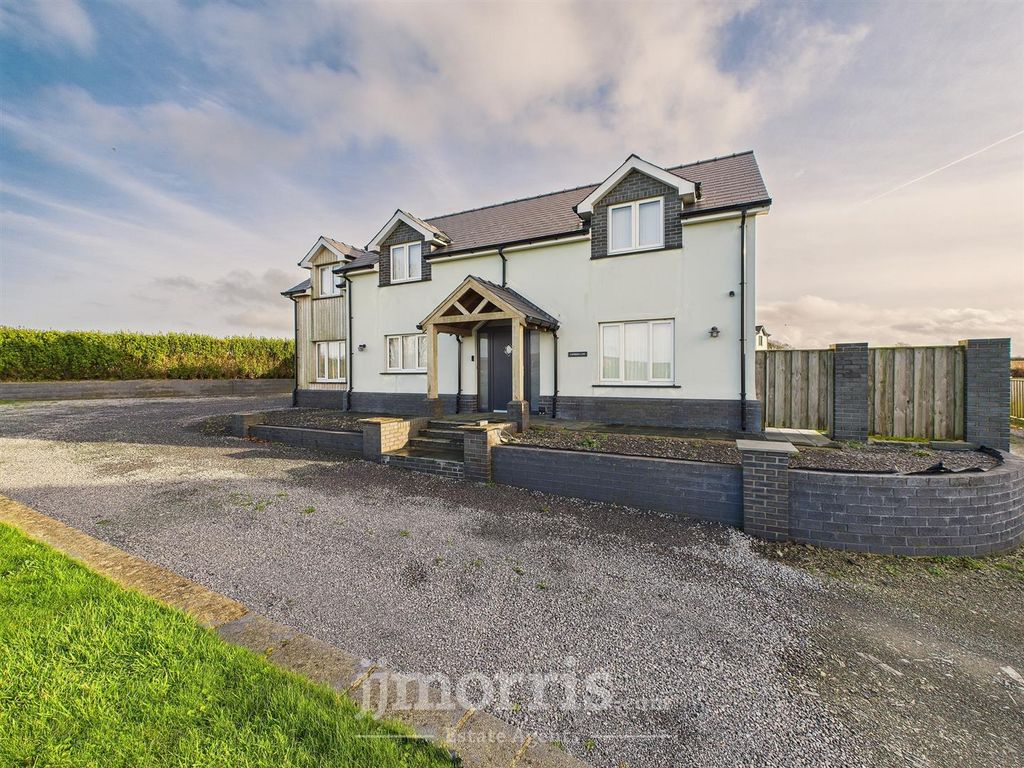 Property photo 3 of 53 Cam05297G0-Pr0122-Still002.Jpg