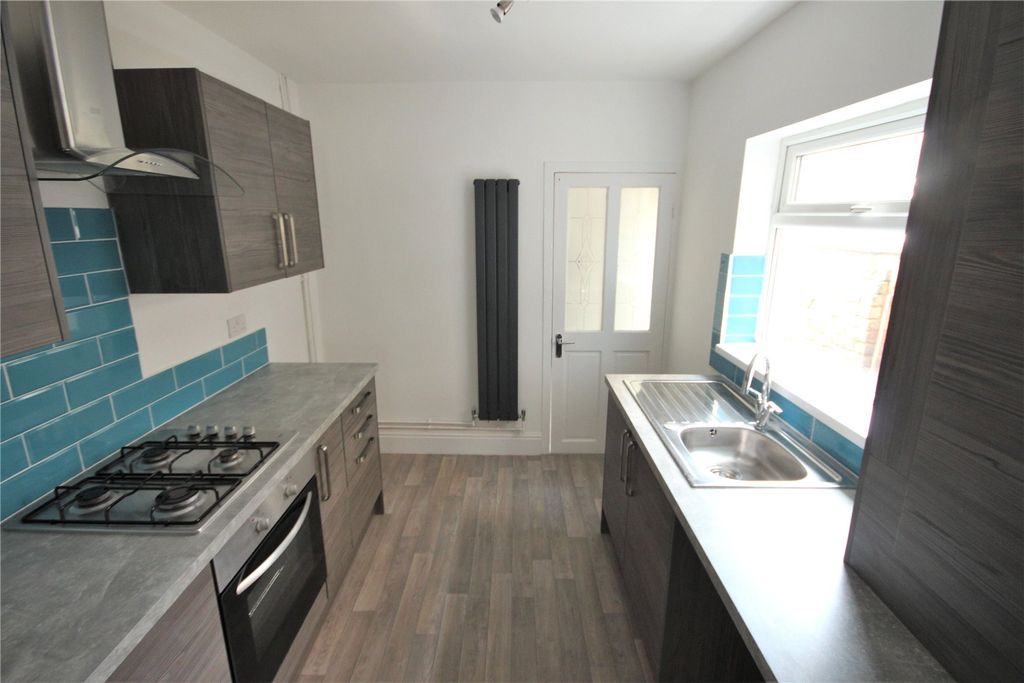 Property photo 3 of 8 Picture No. 08