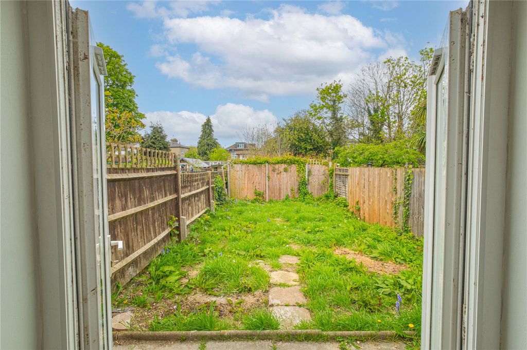 Property photo 3 of 8 Picture No. 26