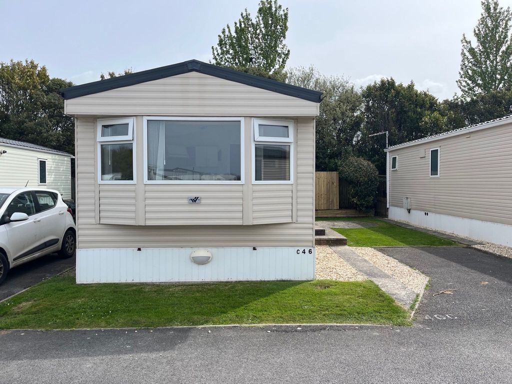 Property photo 2 of 19