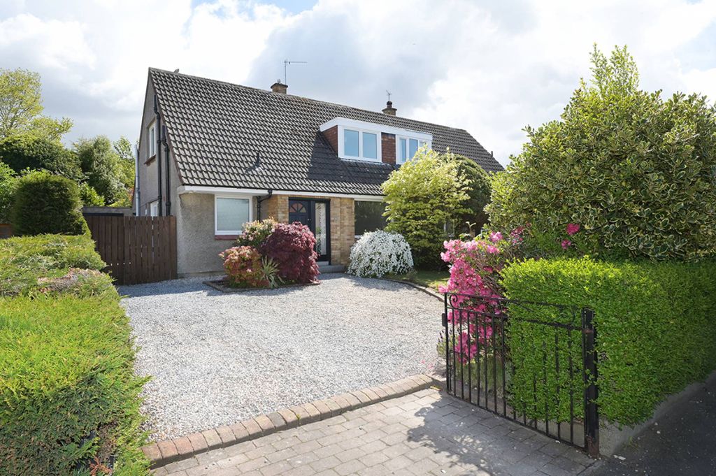 Property photo 1 of 35
