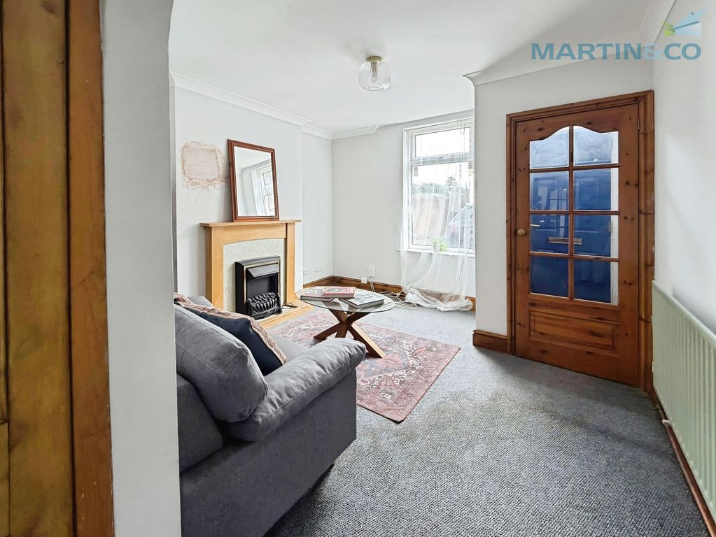 Property photo 2 of 21 A95Fb722-Img_1943