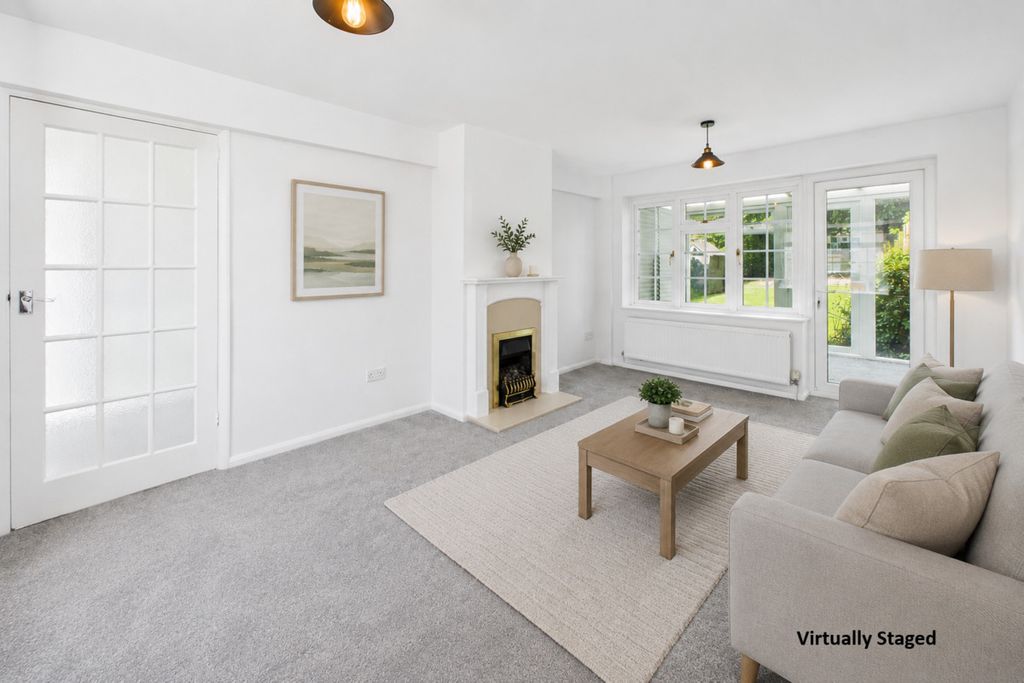 Property photo 2 of 19