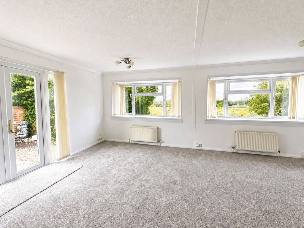 Property photo 2 of 13 Picture No. 20