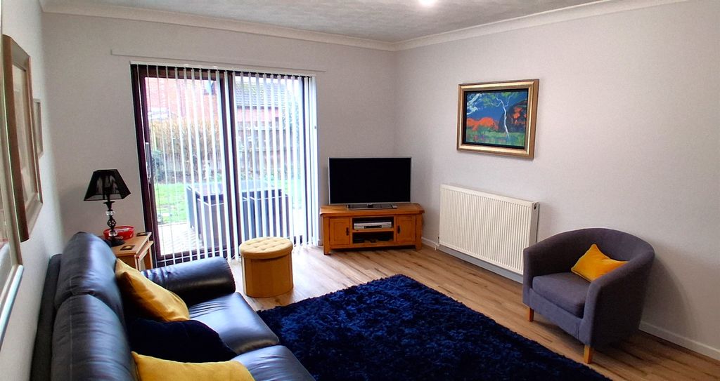Property photo 2 of 14