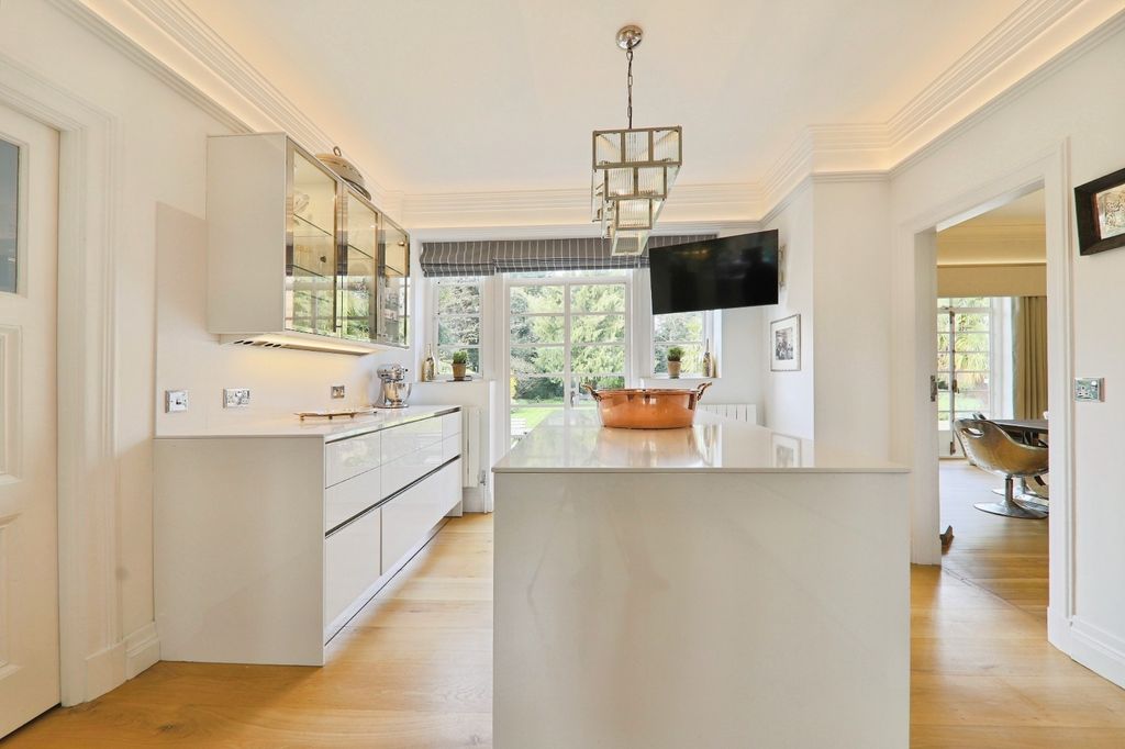 Additional image 4 of 5 bed detached house for saleHull Road, Cottingham HU16