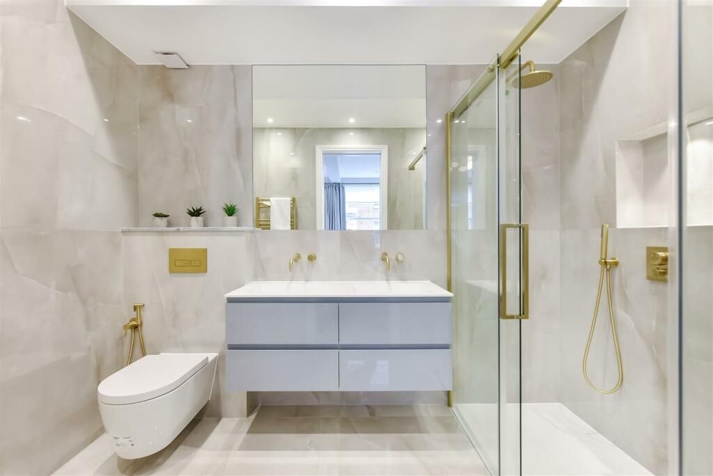 Property photo 3 of 3