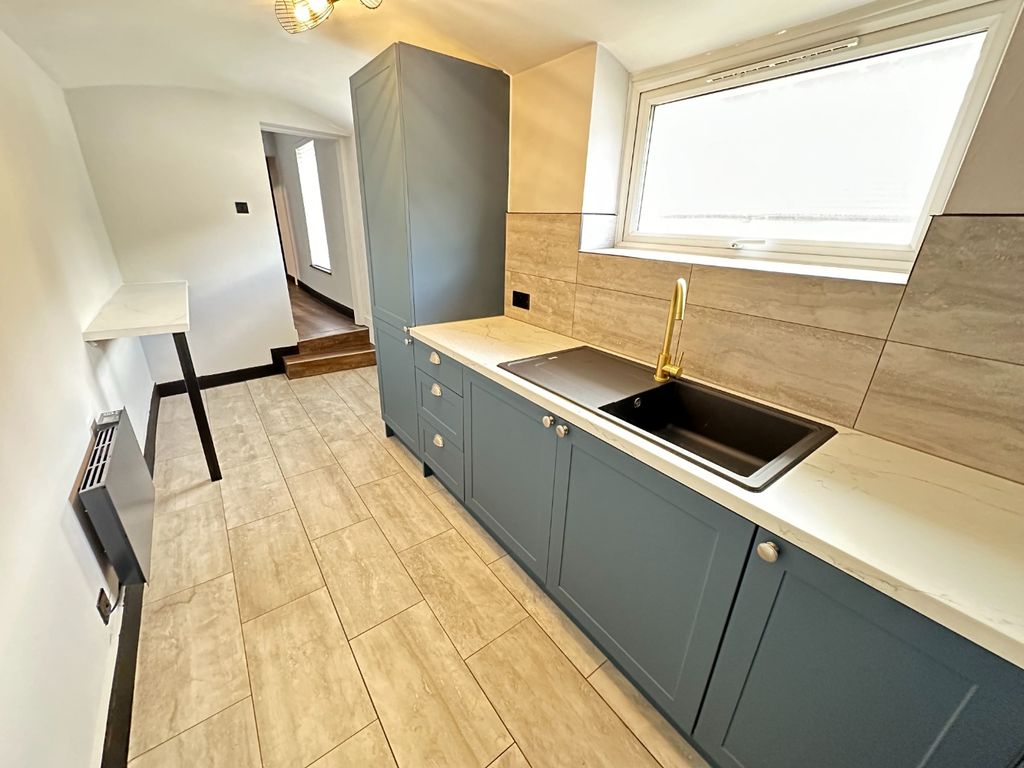 Property photo 3 of 10 3474733