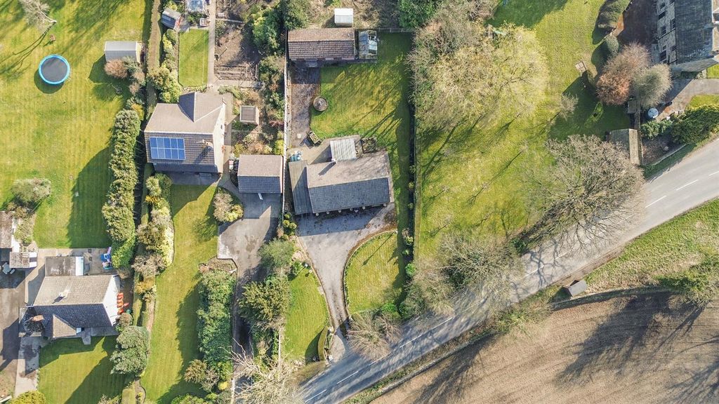 Property photo 2 of 27 Drone