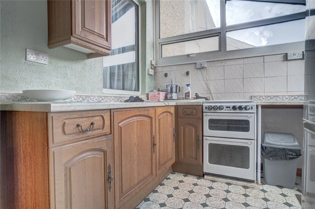 Property photo 2 of 8 Picture No. 02