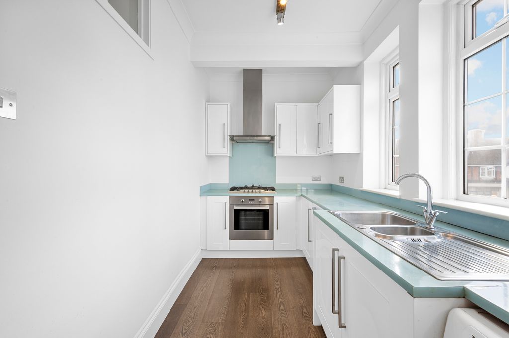 Property photo 1 of 10 Picture No. 07