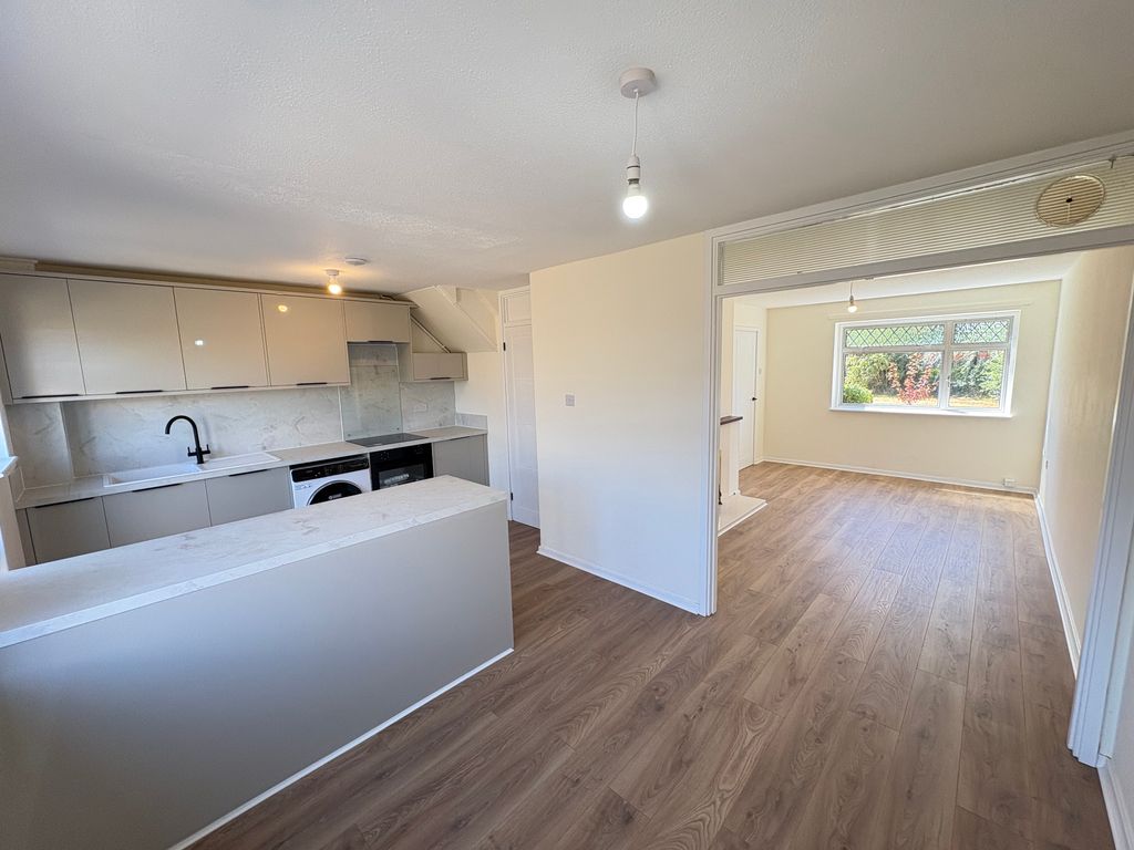 Property photo 3 of 15 Image