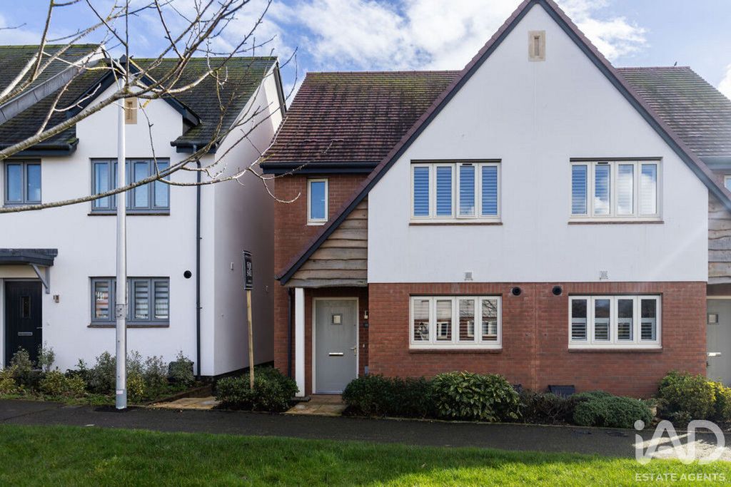 Property photo 1 of 21