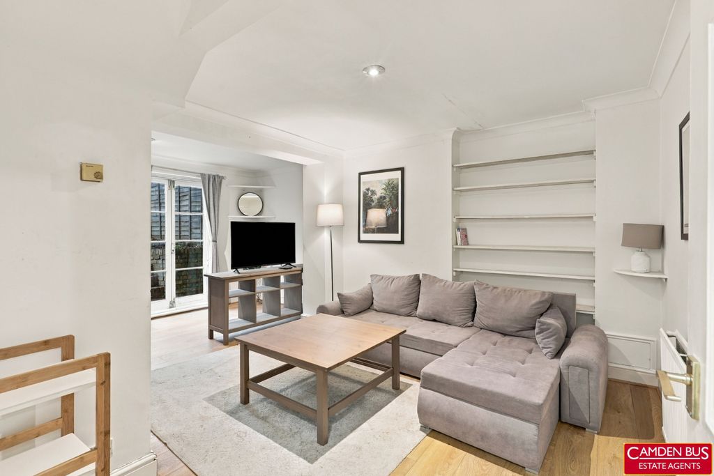 Property photo 2 of 11
