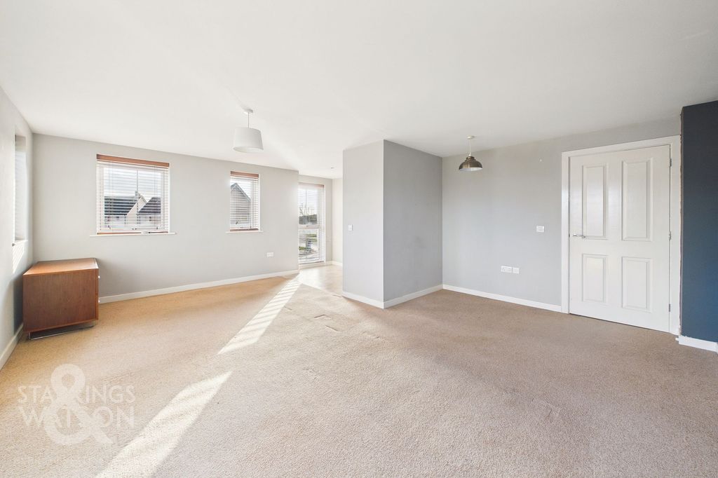 Property photo 3 of 20