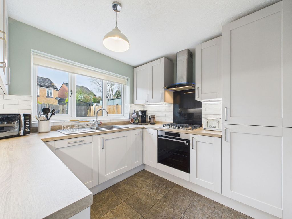 Property photo 3 of 21