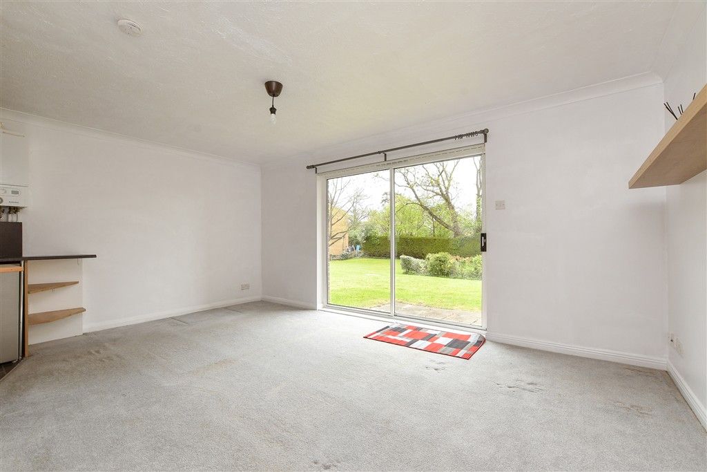 Property photo 3 of 15 Living Room