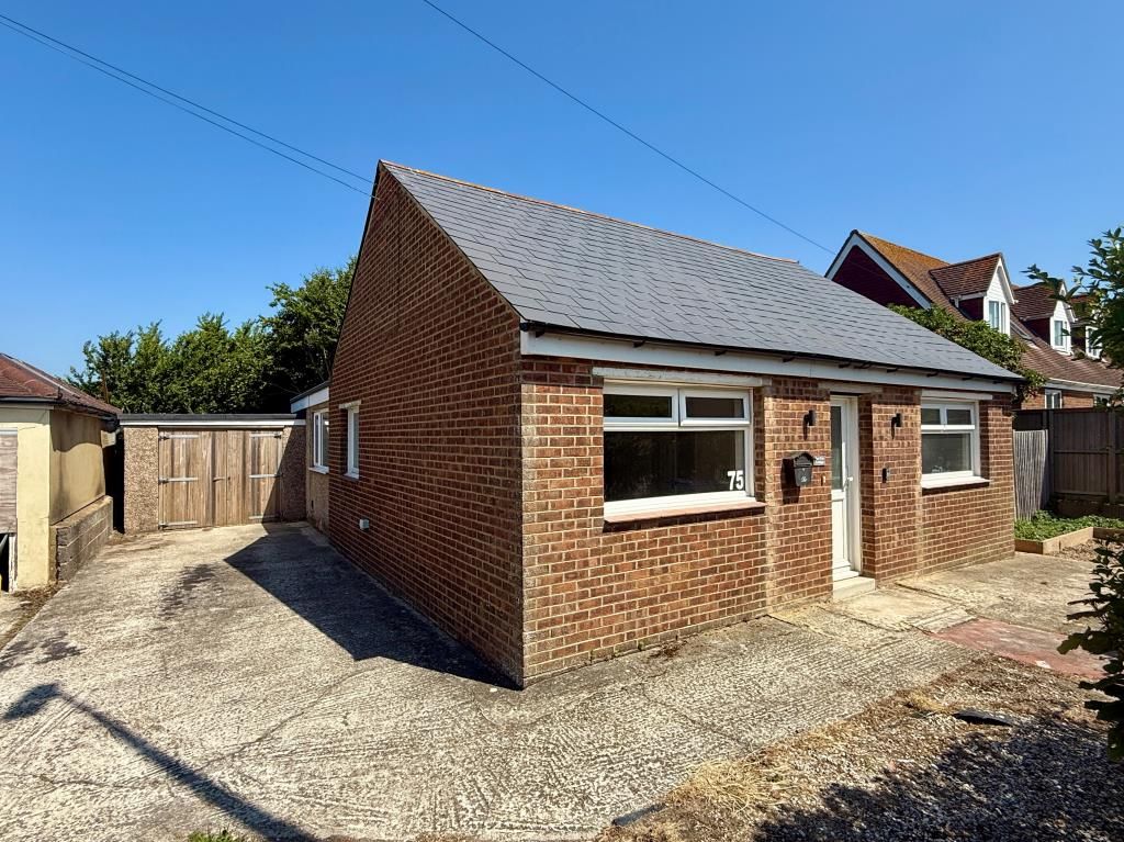 Property photo 1 of 11 Detached Bungalow